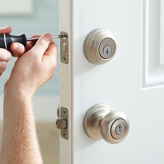 Emergency Door Lock Installation